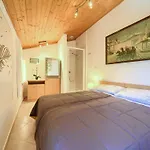 Chic And Charming Krk Downtown Appartement
